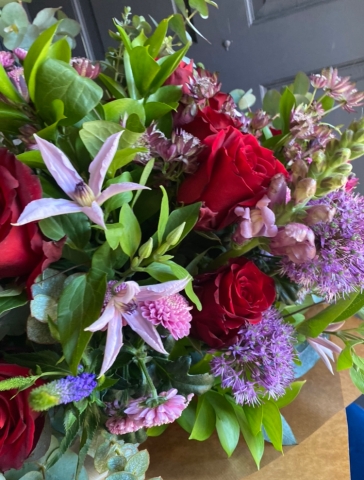 Valentines Florist Choice   Red Rose Mix